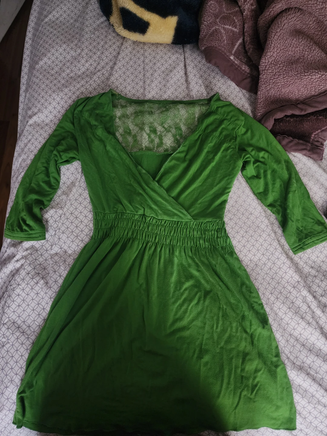 Vintage Green Lace-Back Dress