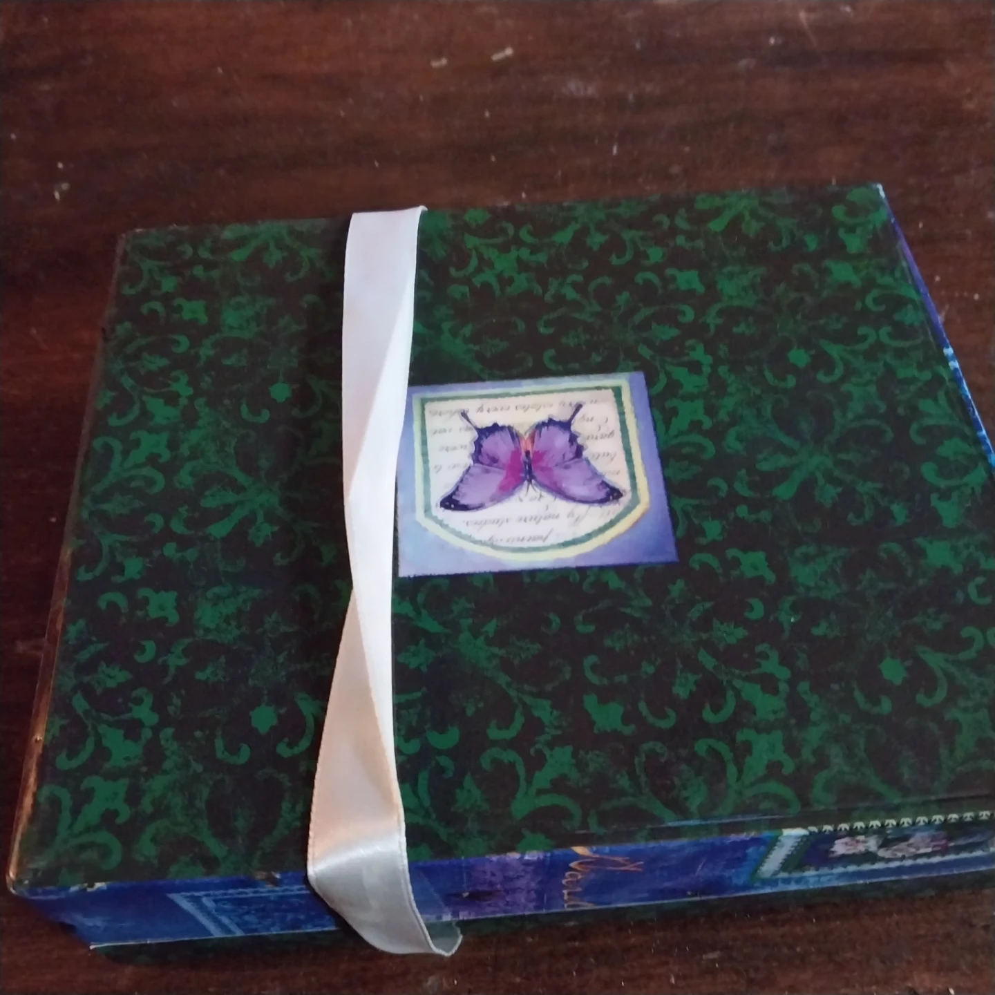 Butterfly Garden Stationery Box - photo 2