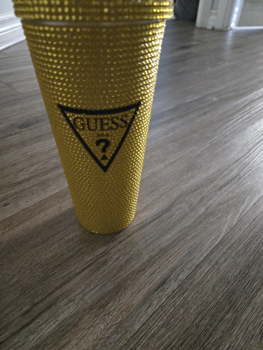 Guess Rhinestone Tumbler - Yellow 🏈