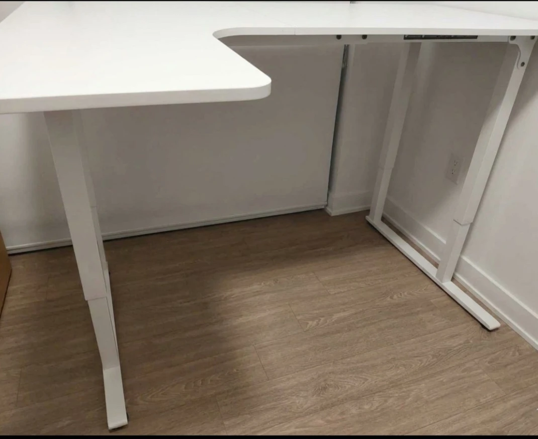 MotionGrey ergo2 pro的 L shape standing desk