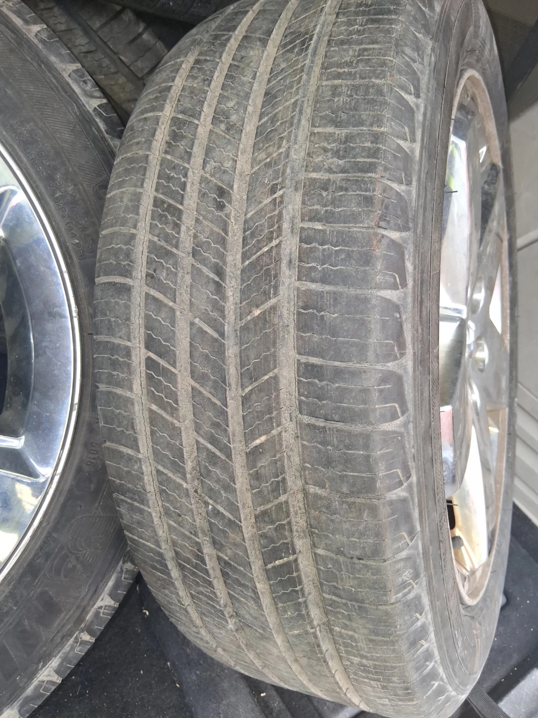 Tires - photo 3