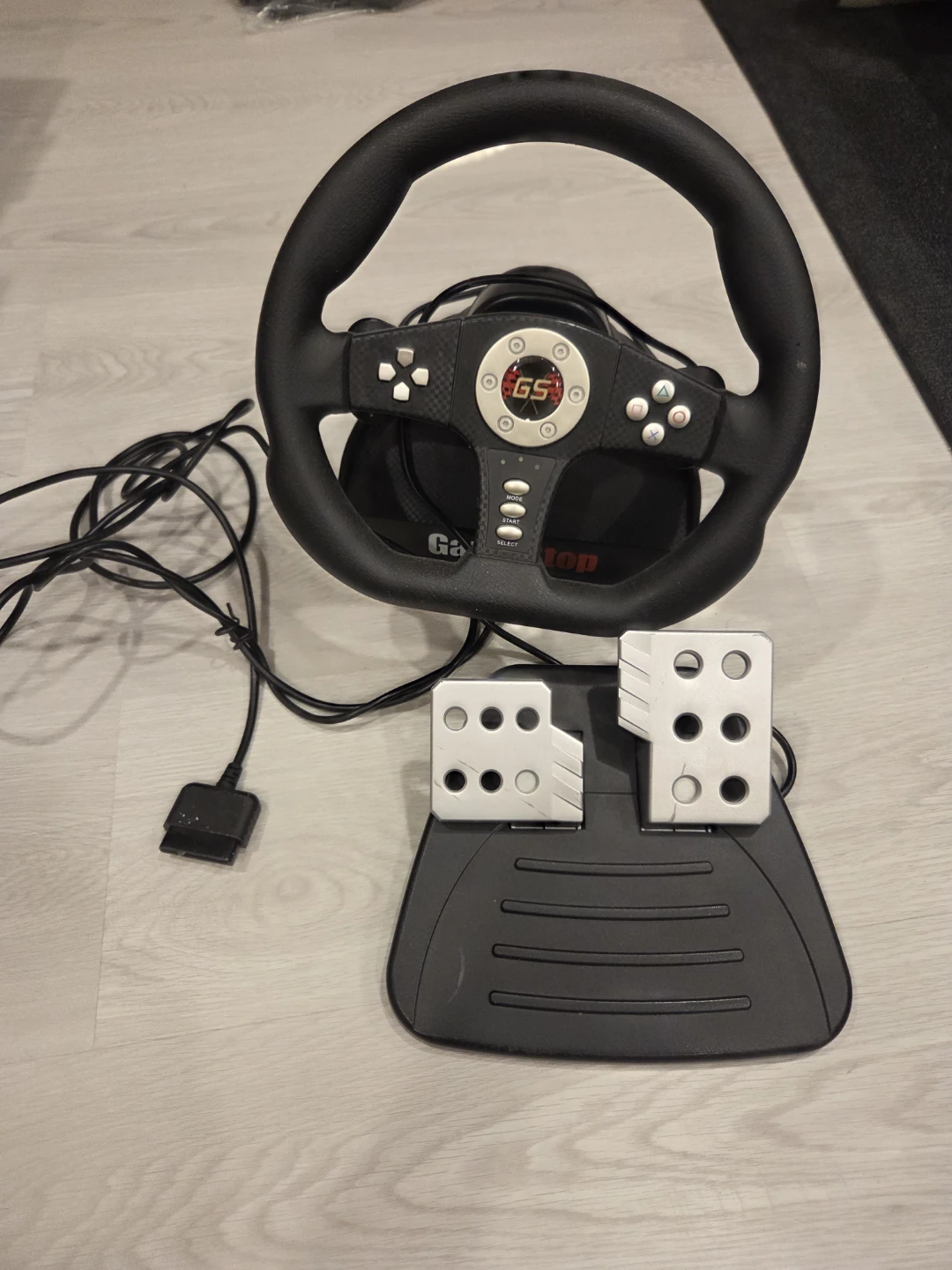 GameStop Racing Wheel for PlayStation 2 PS2 - photo 3