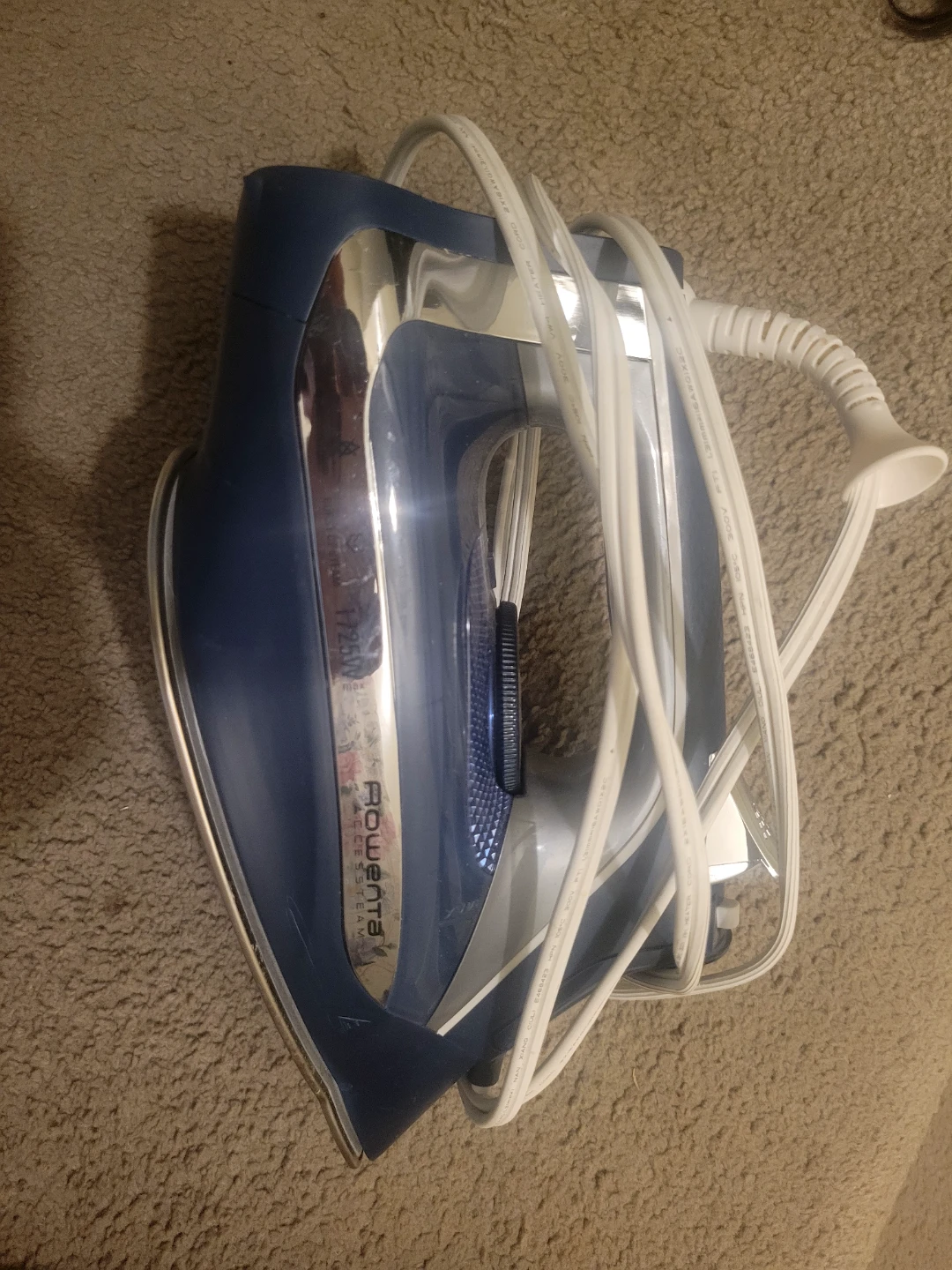🏈  Rid-Jid Ironing Board/Rowenta Steam Iron - photo 3