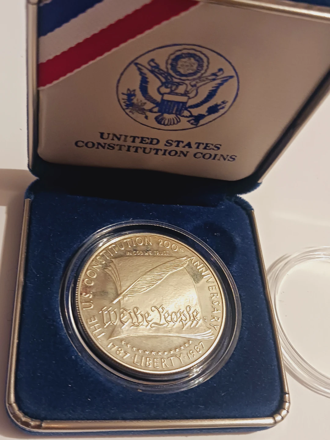 1987 U.S. Constitution 200th Anniversary Silver Dollar - photo 4