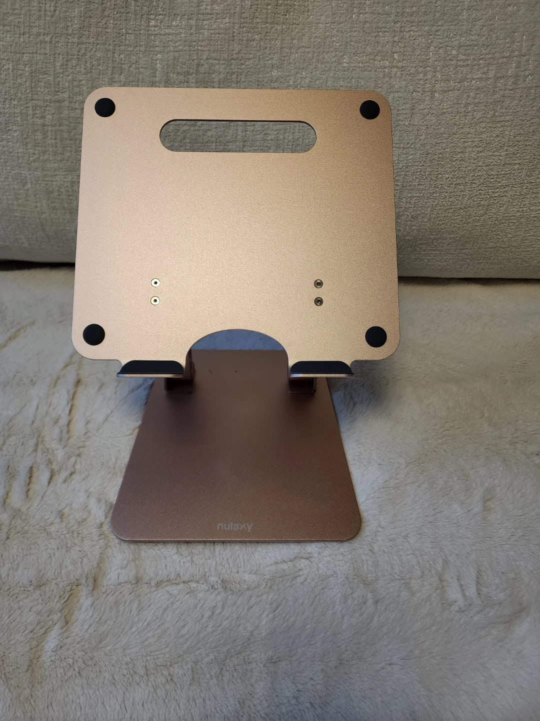 💻 Rose Gold Adjustable Laptop Stand