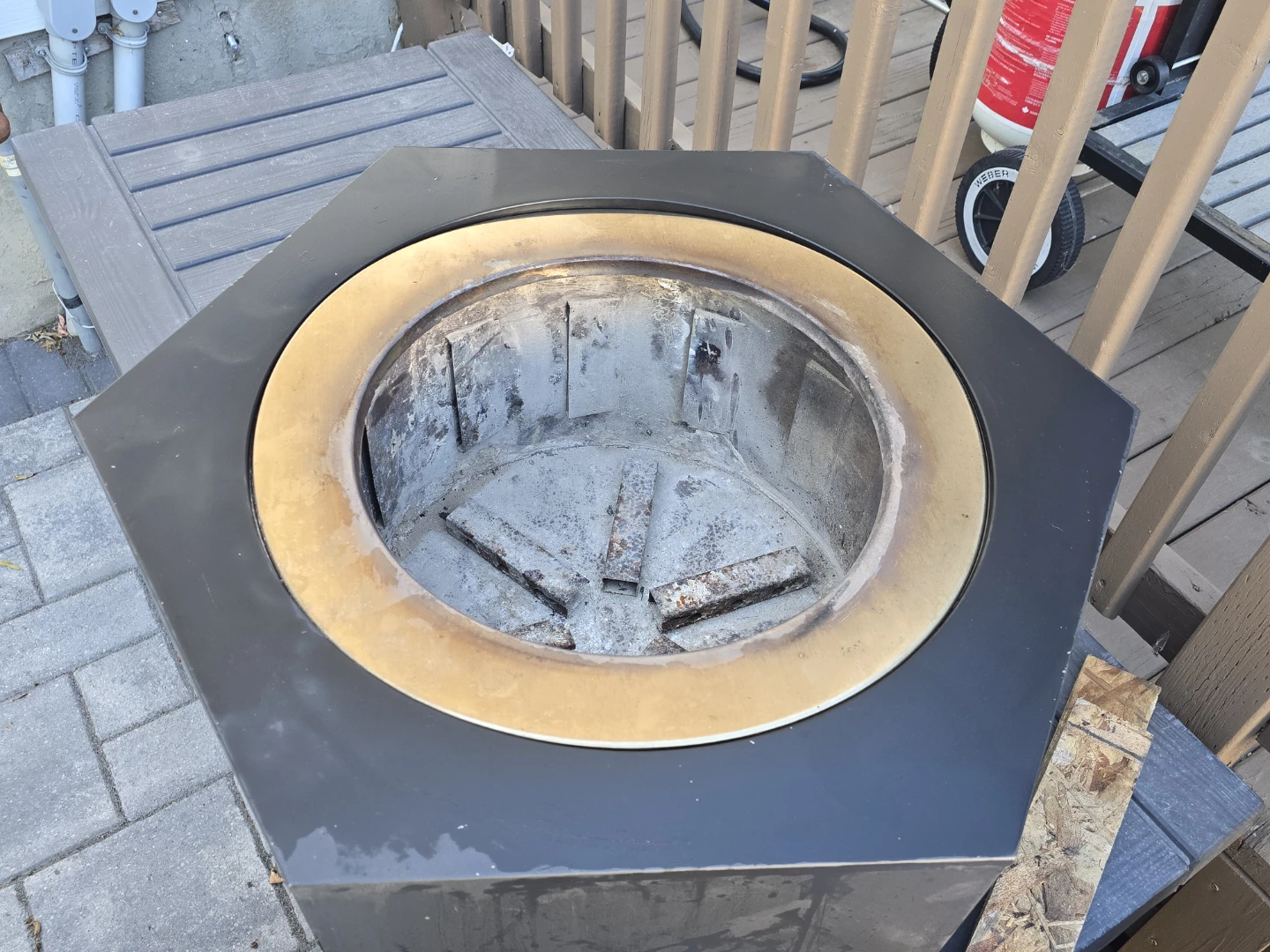 Smokeless firepit