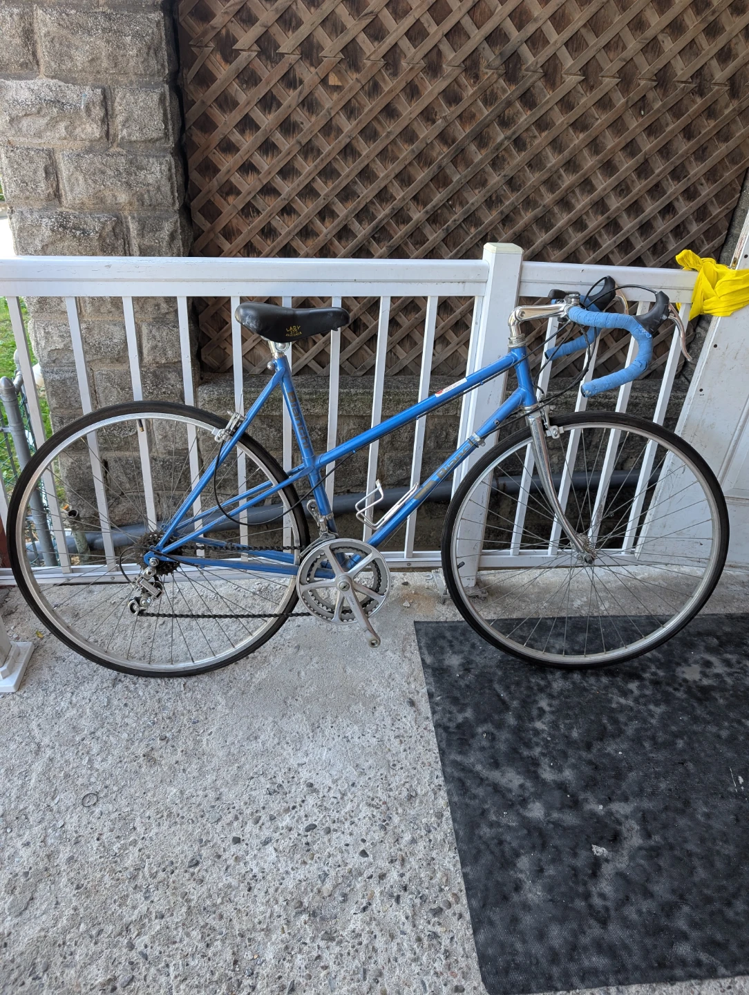 Vintage Bianchi Mixte Road Bike – As-Is / Project (