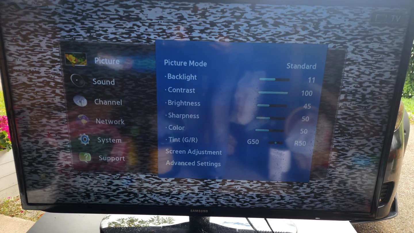 40" Samsung Smart TV with console table