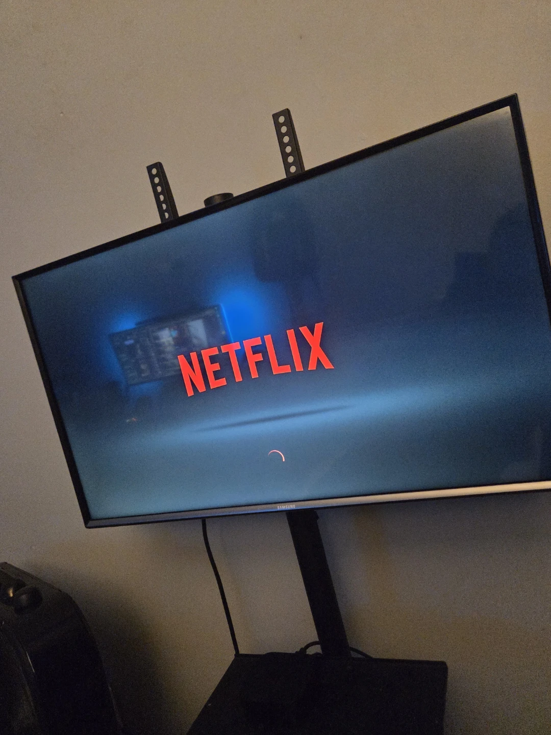 Samsung Smart TV 32inch - photo 2