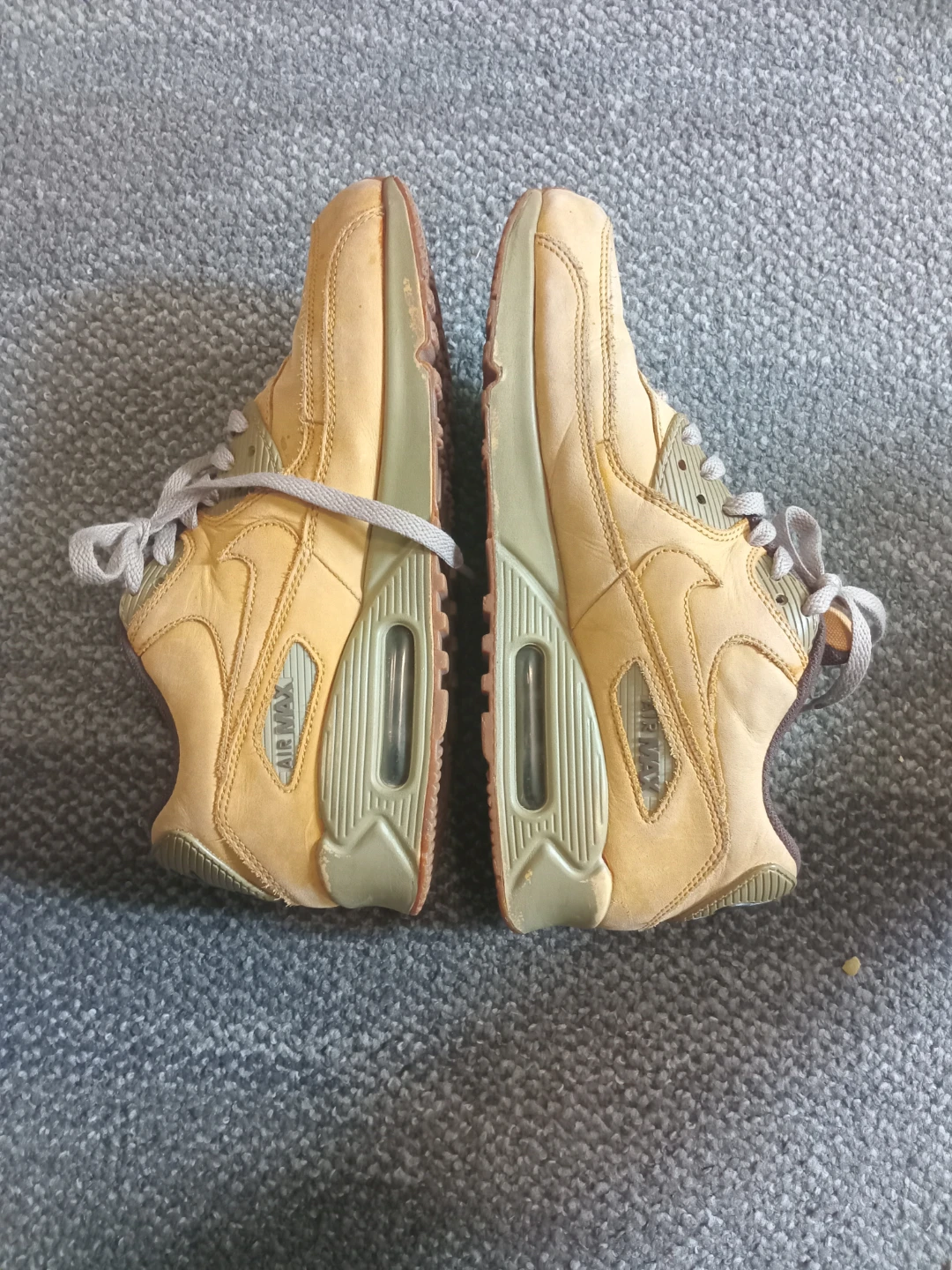 Nike Air Max 90 Sneakers Tan