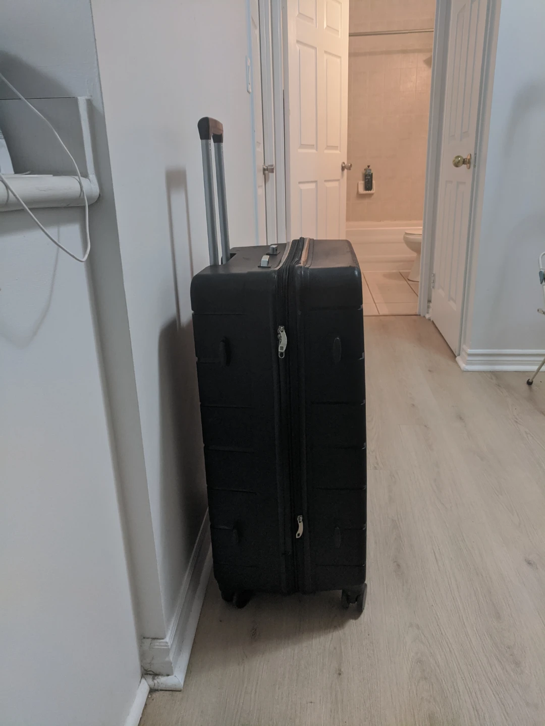 Bronco Polo  hard-shell luggage - photo 2