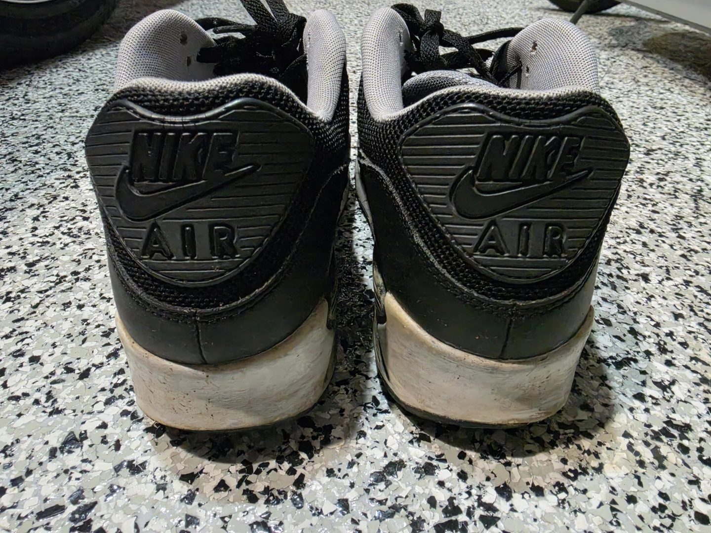 Nike Air Max 90 Sneakers Size US 10 - photo 2