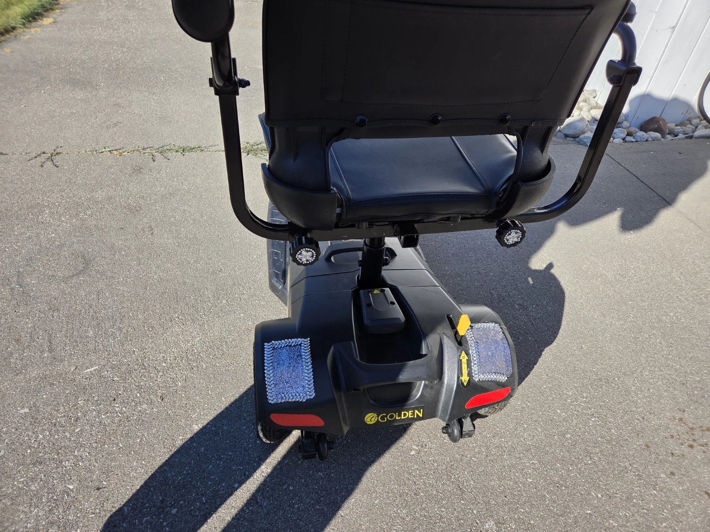 Golden Buzzaround LT Mobility Scooter - photo 3