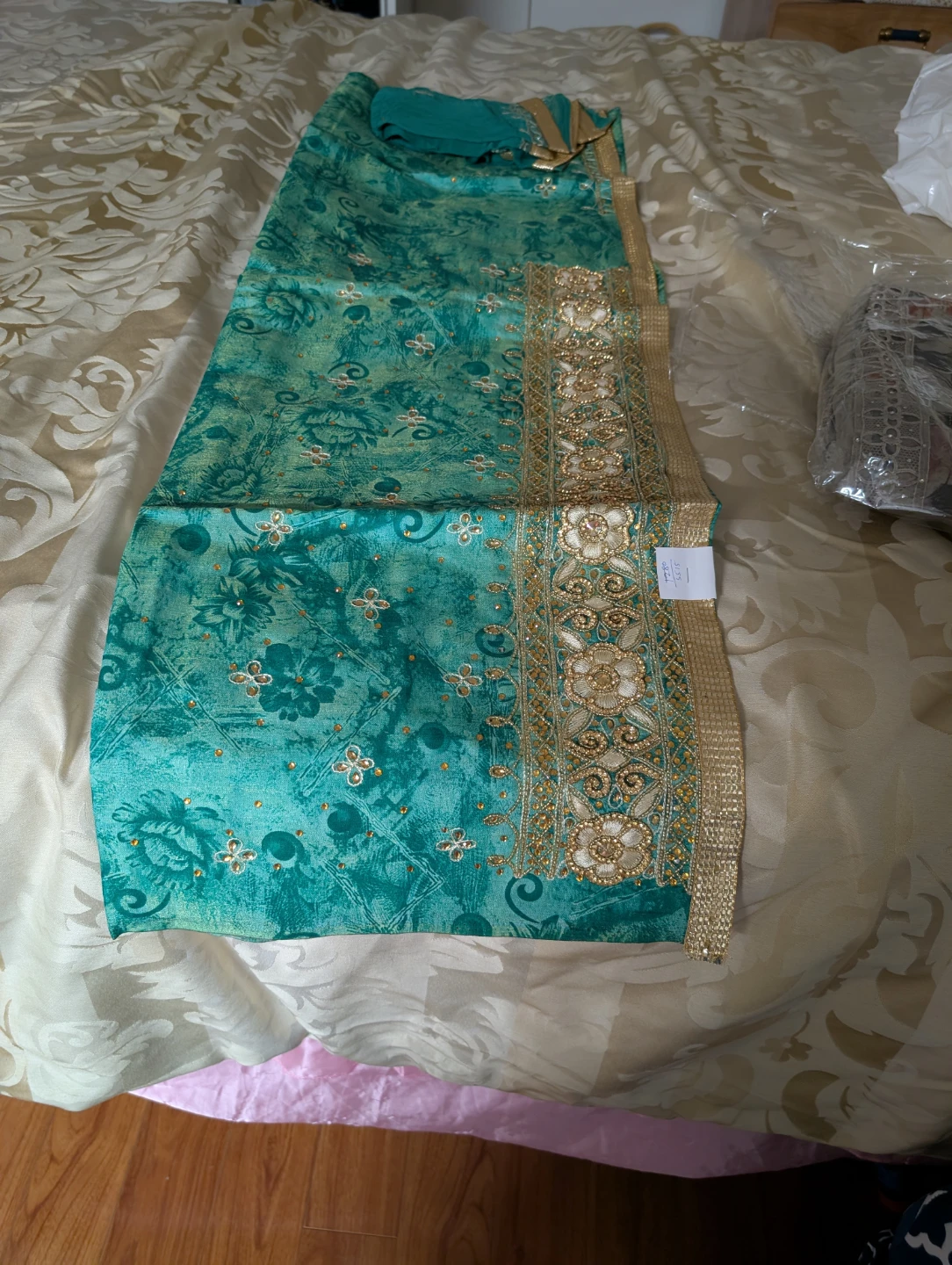 3-Piece Salwar Kameez Set Unstitched $65 - photo 3
