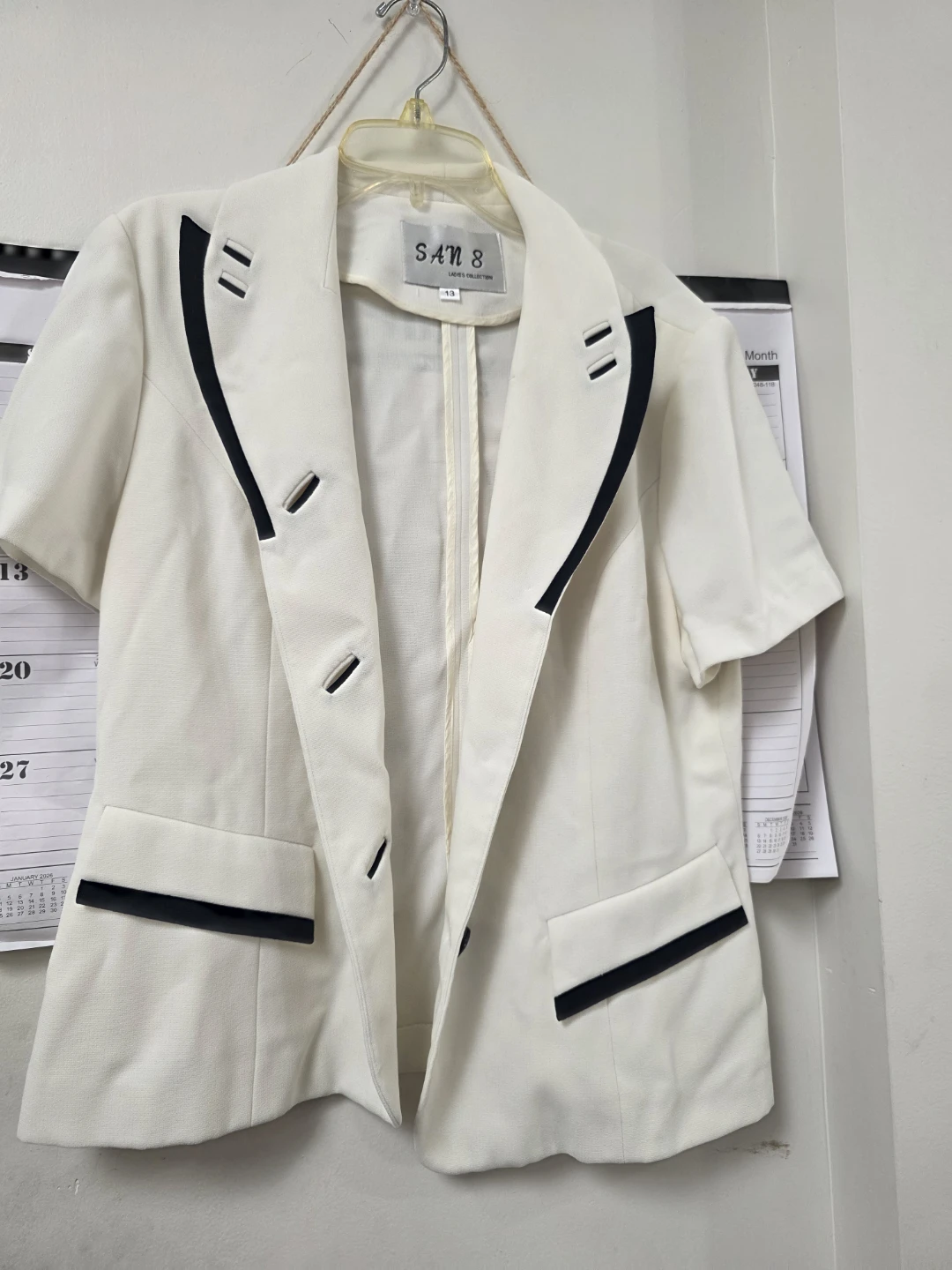 SAN 8 Ladies Collection White Short Sleeve Blazer Size 13