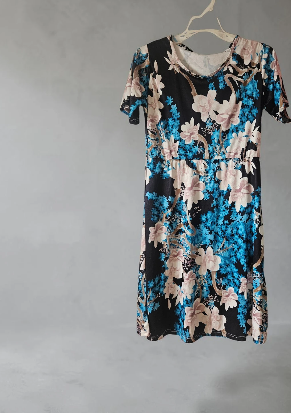 Floral Print Short-Sleeve Dress Medium