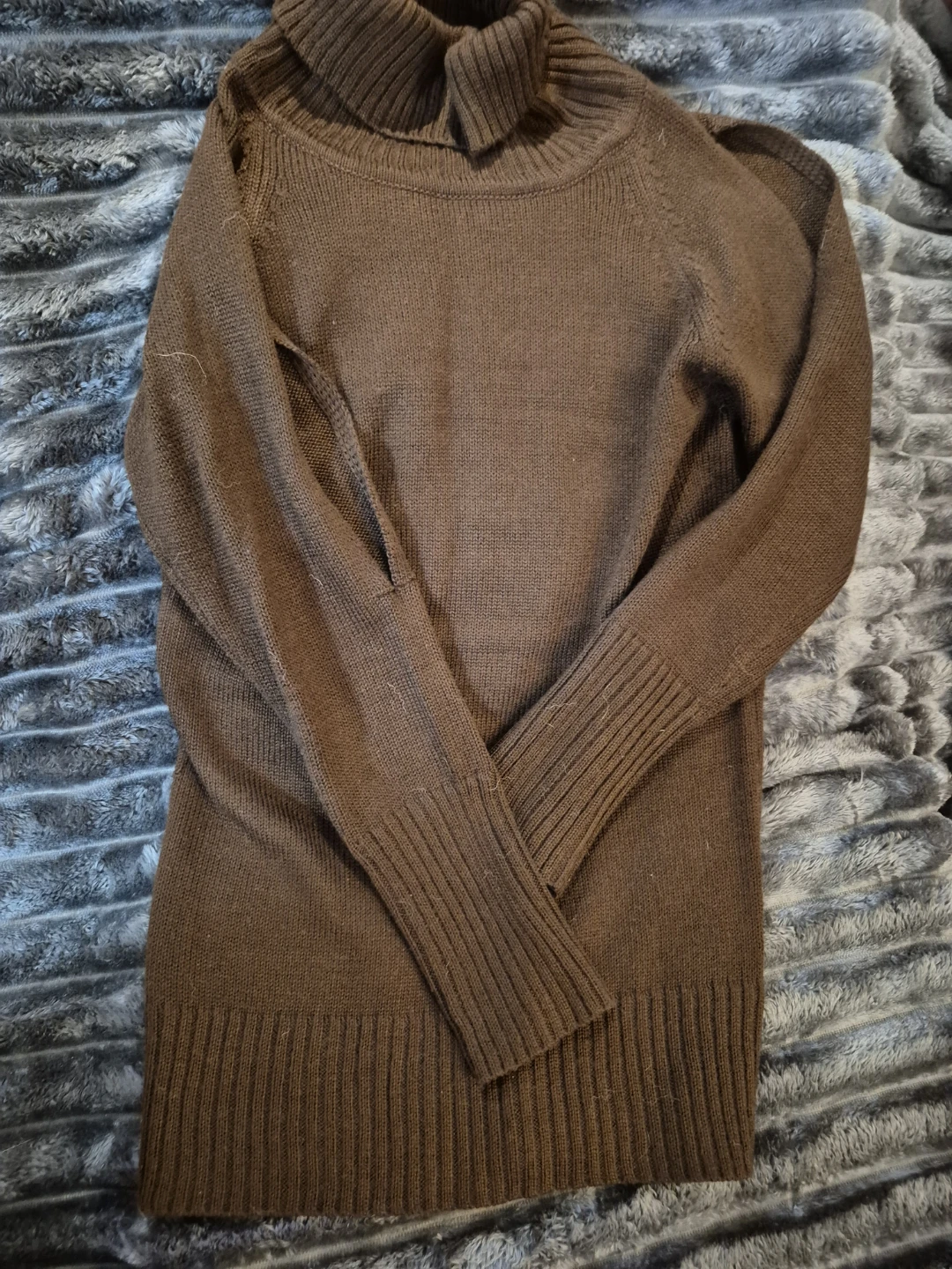Meteor Brown Turtleneck Sweater