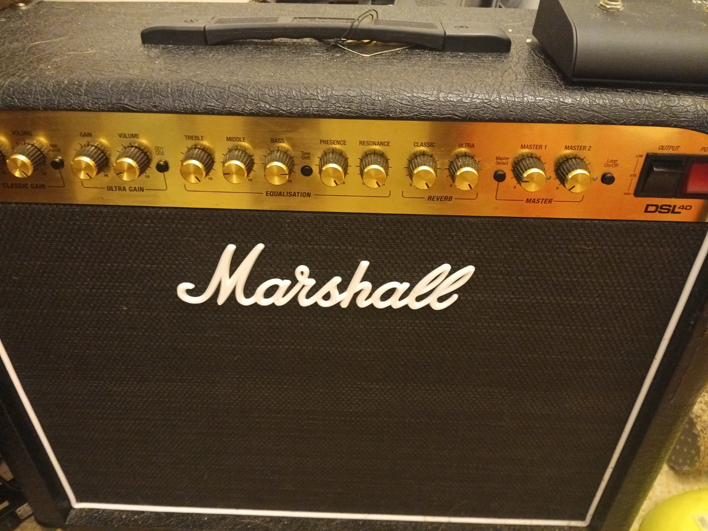 Marshall DSL40 Guitar Amplifier