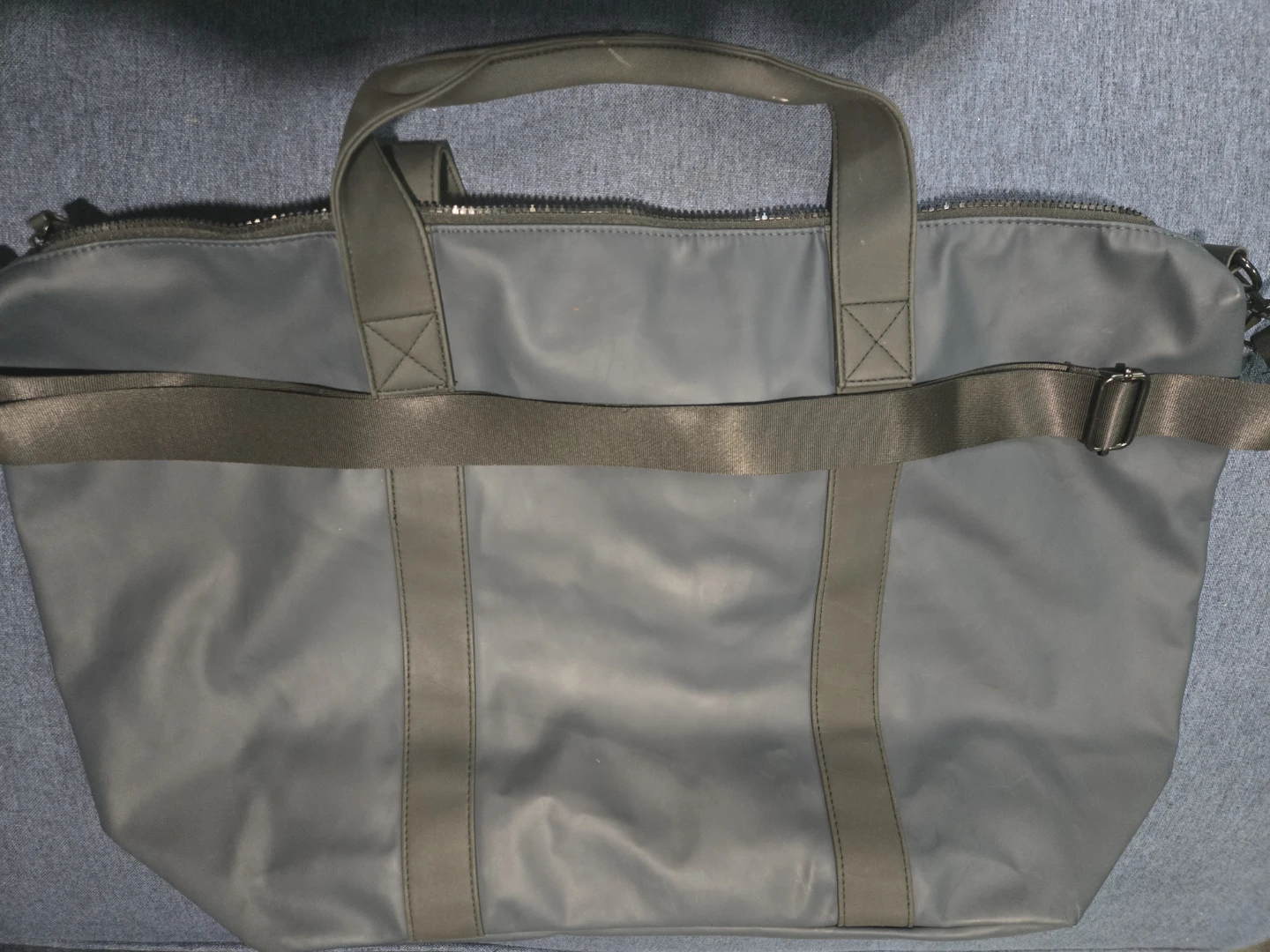 Hyba Duffle Bag