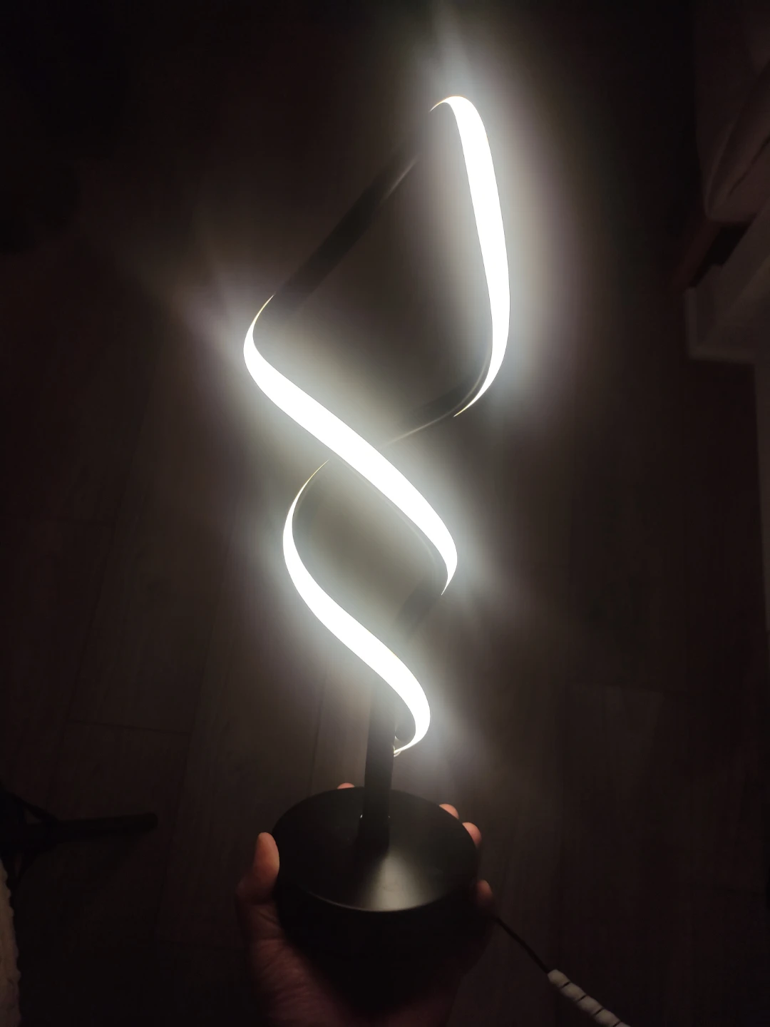Modern LED Spiral Table Lamp 🏈 - photo 2