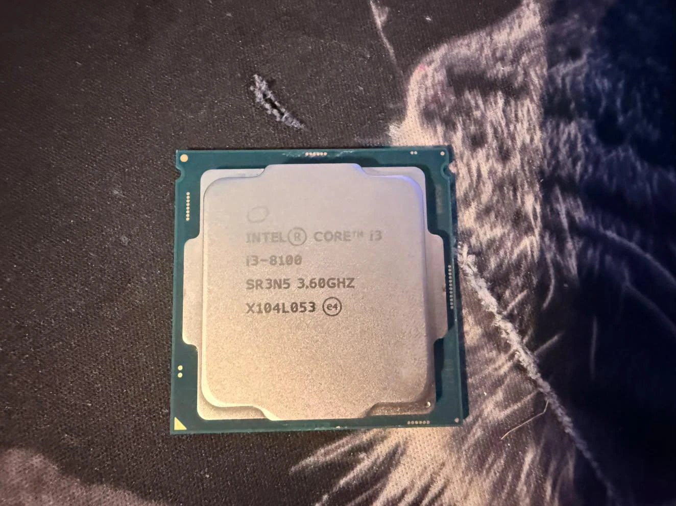 Intel Core i3-8100 CPU with Cooler