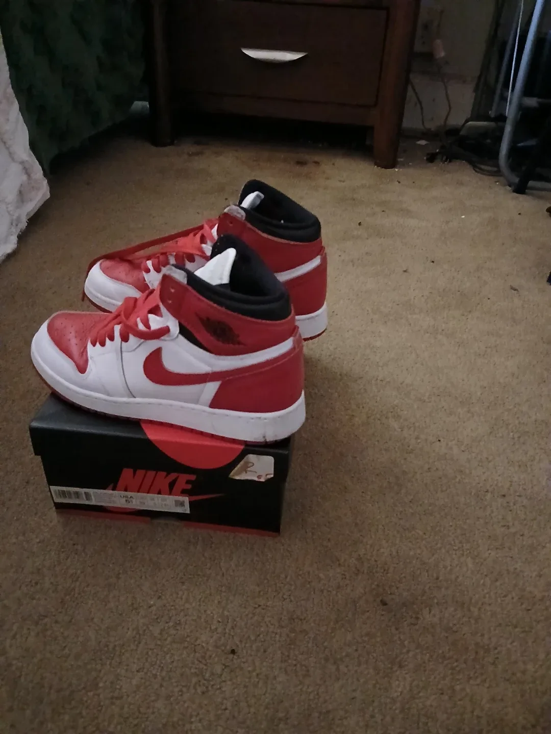 Nike Air Jordan 1 High Red and White