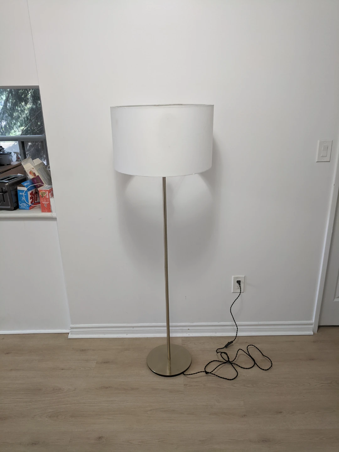Floor Lamp with big White Shade - photo 2
