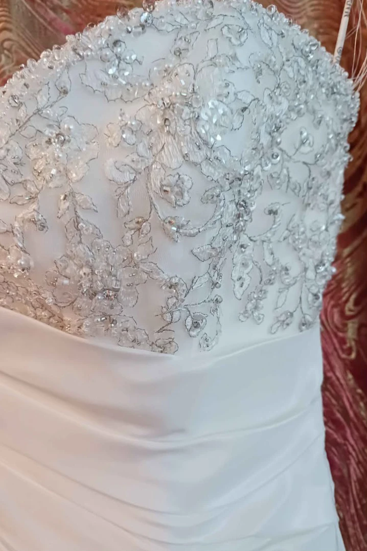 Size 10 - Maggie Sottero Classic Wedding Dress - photo 5