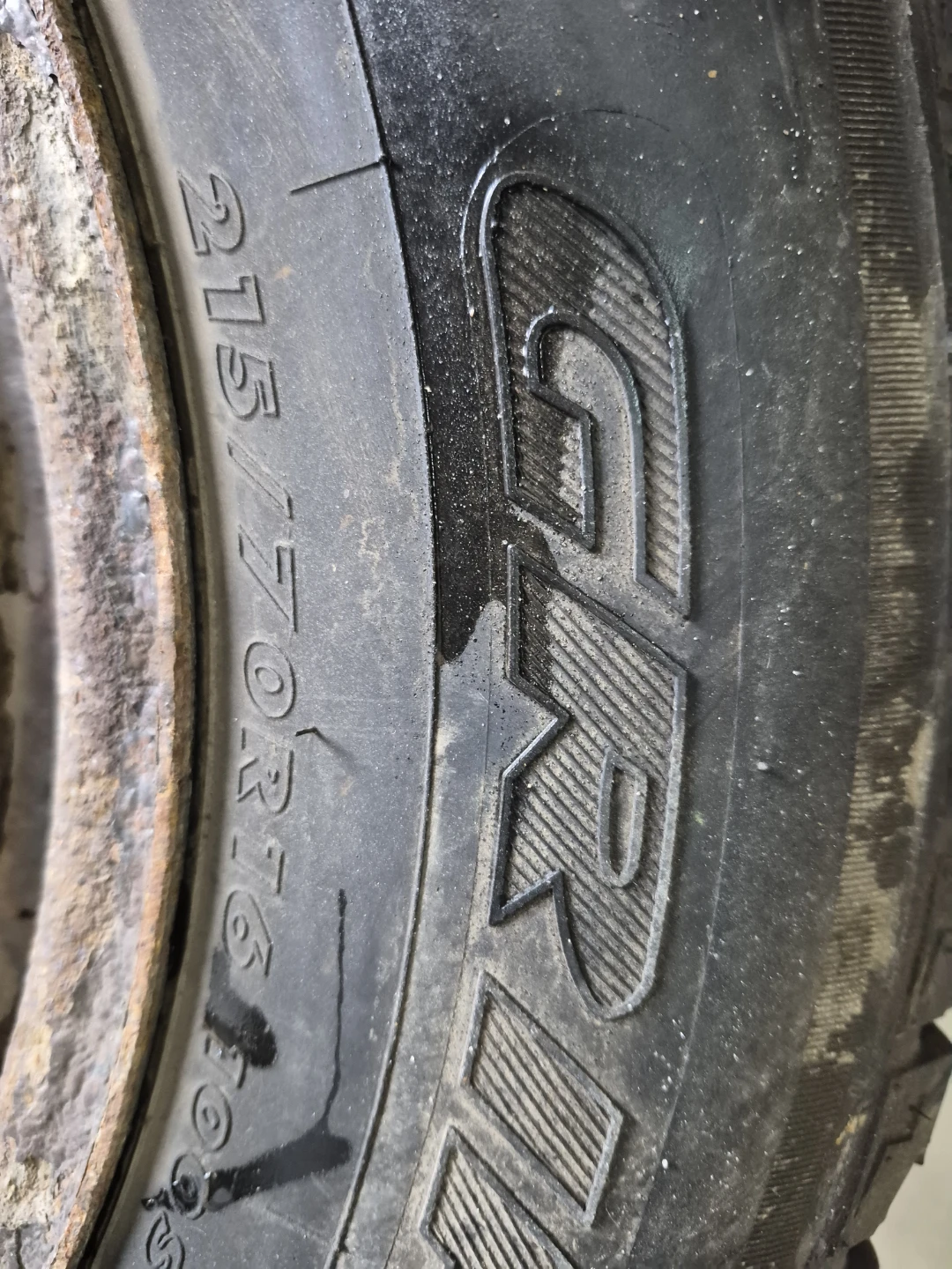 Winter tires on rims - photo 3