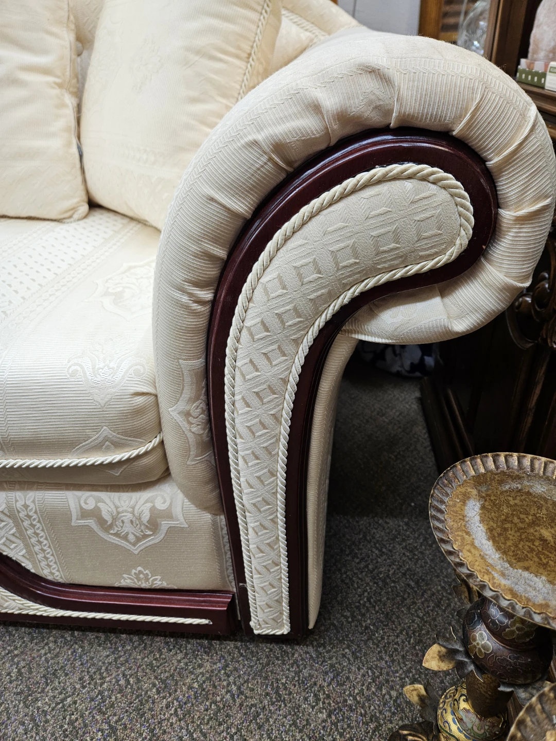 Classic Cream Patterned Loveseat