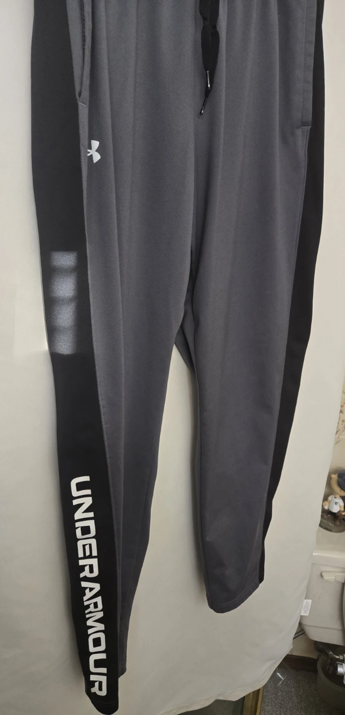 Under Armour Mens' Track Pant.  XL. - photo 3