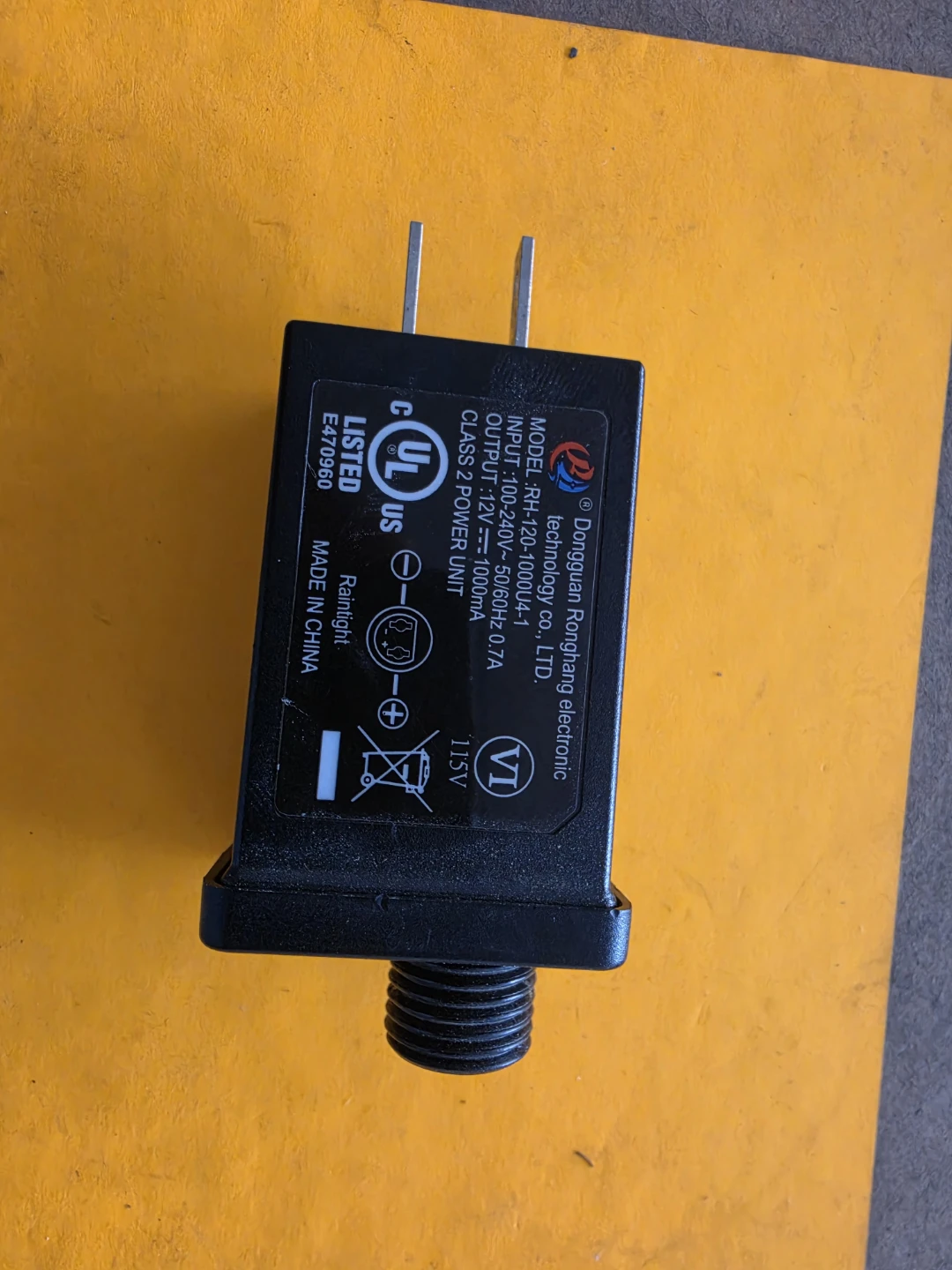Dongguan Ronghang 12V Power Adapter (Item #005)