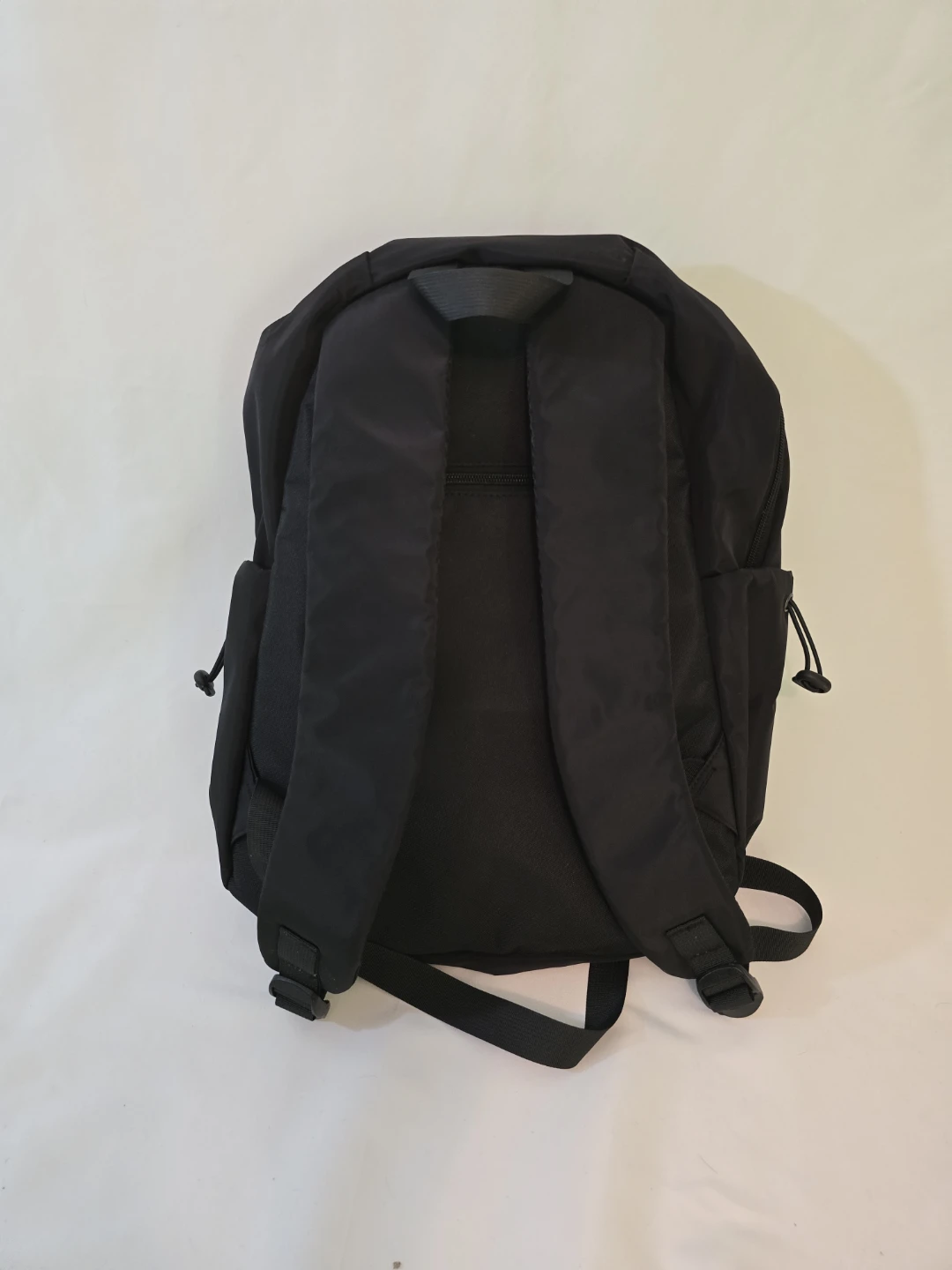 Black Minimalist Backpack - photo 2