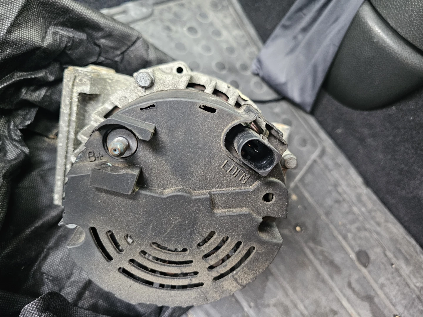 Automotive Alternator 11050 7119 003 - photo 3
