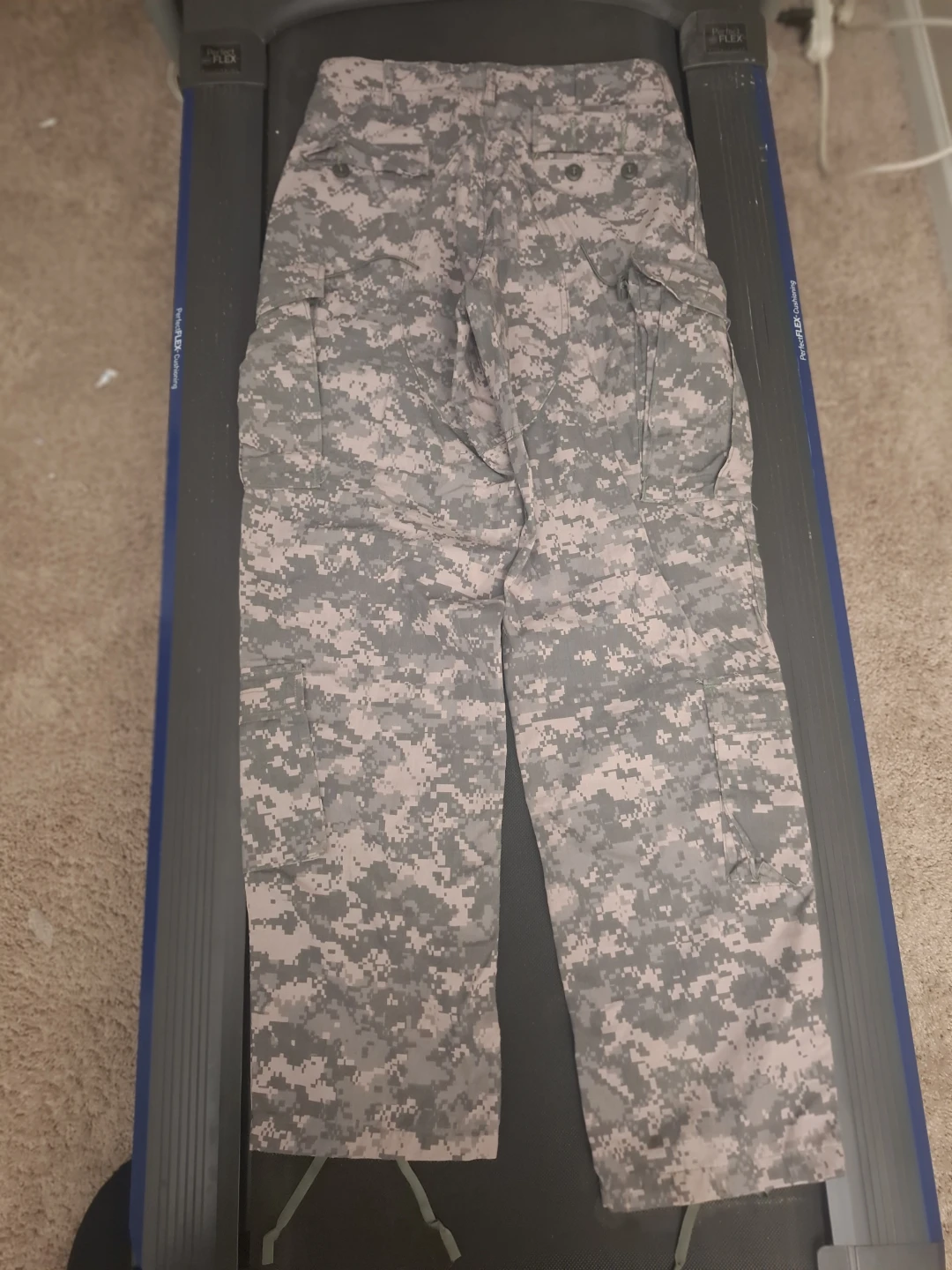 US Army Digital Camo Uniform Set - photo 3