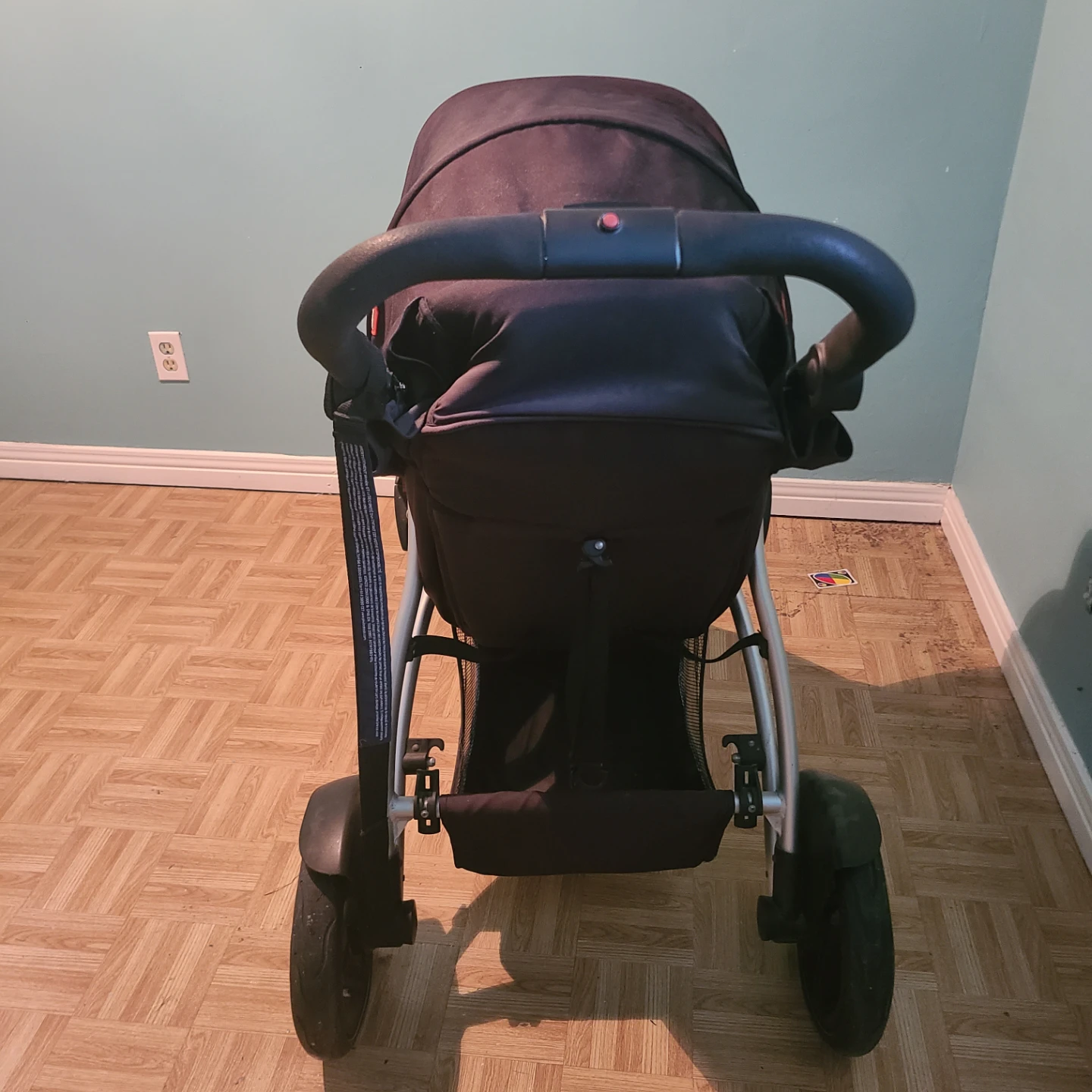 Moving Sale! phil&teds 3-wheel stroller - photo 2