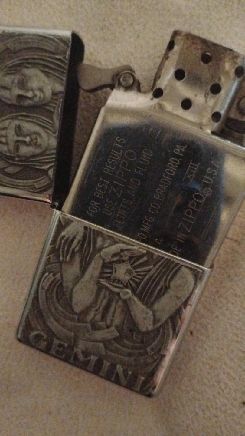 Vtg '97 Zippo - Barrett-Smythe  (Niagara Falls, ON Stamp) - photo 3