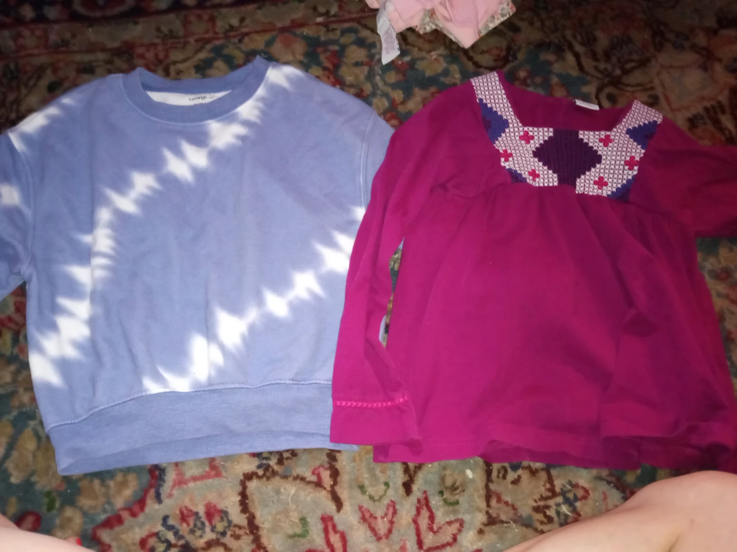 Lot of 5 yr old  girls clothes all in good condition - photo 3