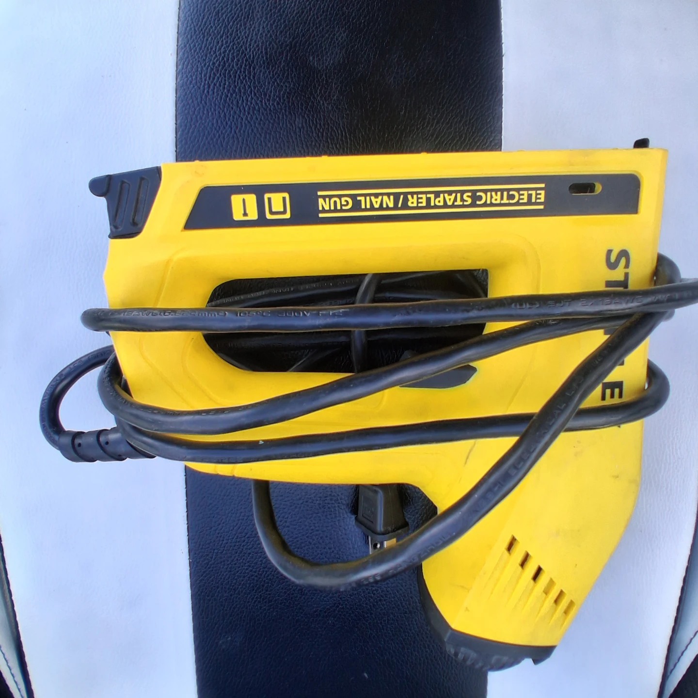 Stanley Electric Stapler/Nail Gun with Staples - photo 4
