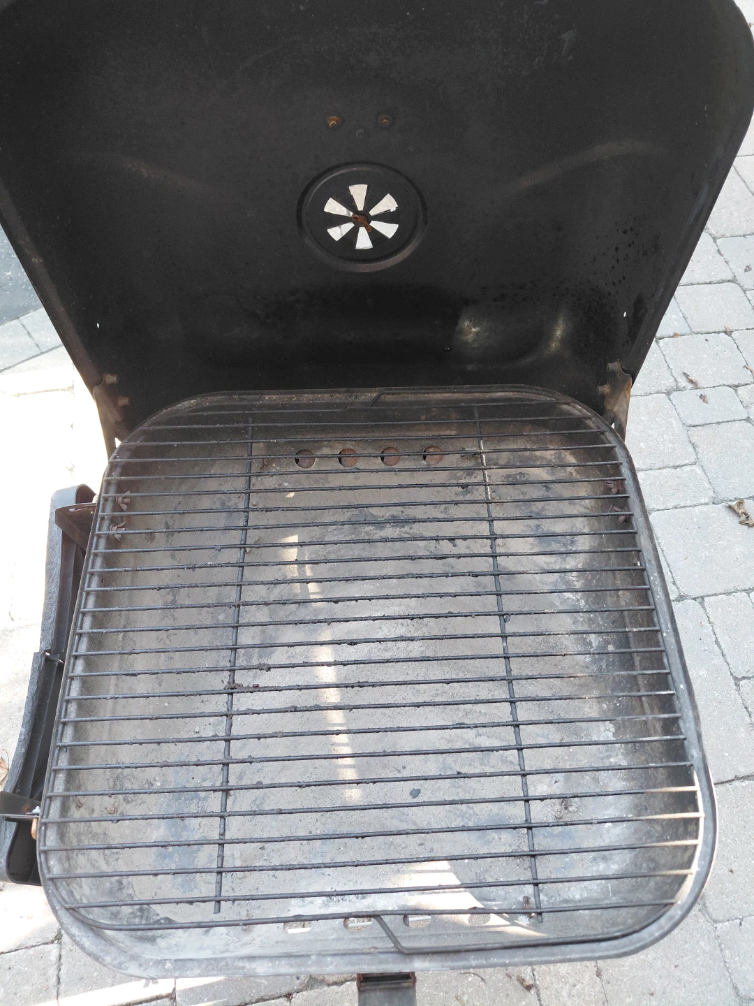Expert Grill charcoal barbecue - photo 4