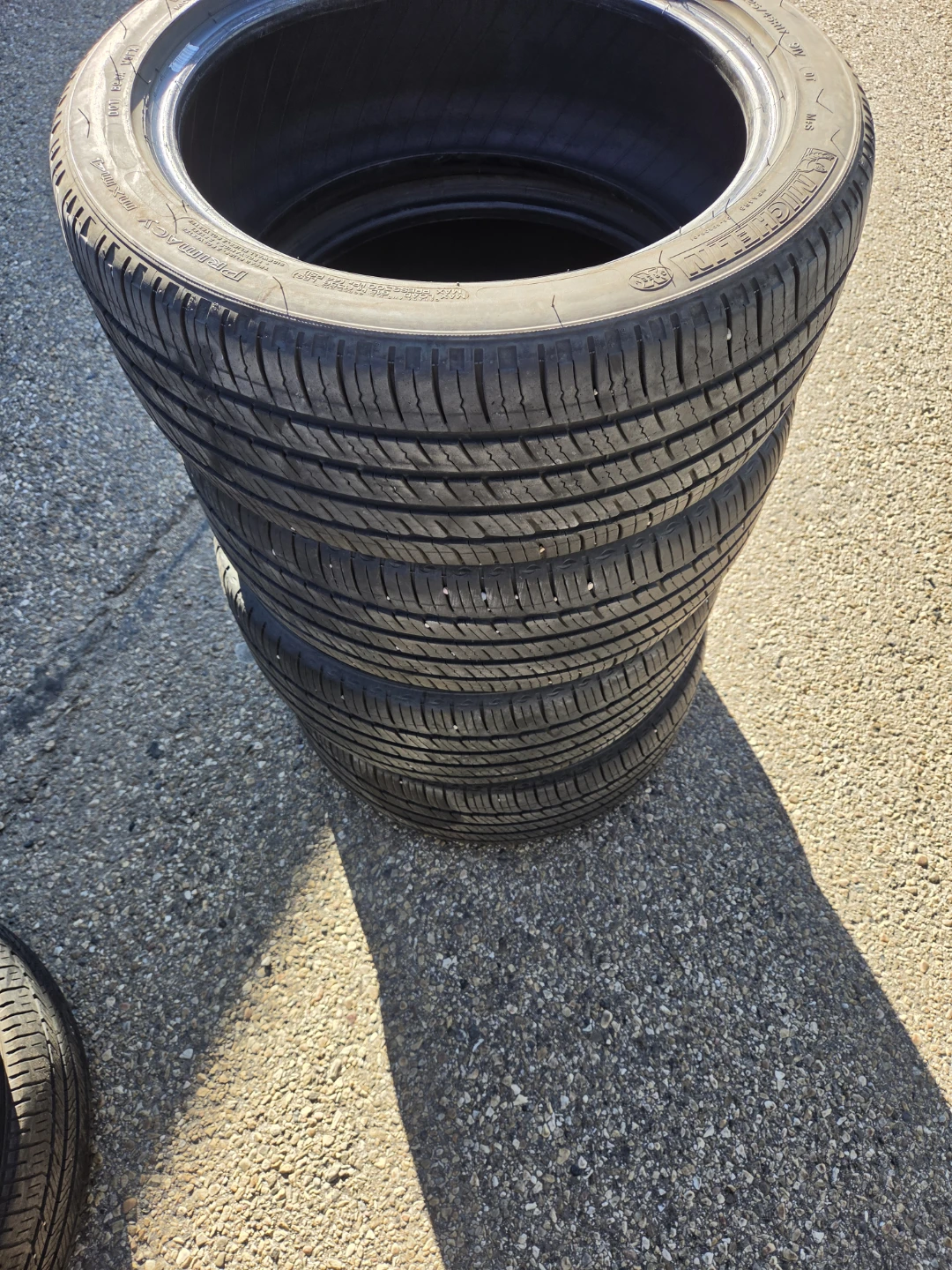 225/45R17  Michelin Primacy MXM4 Tires