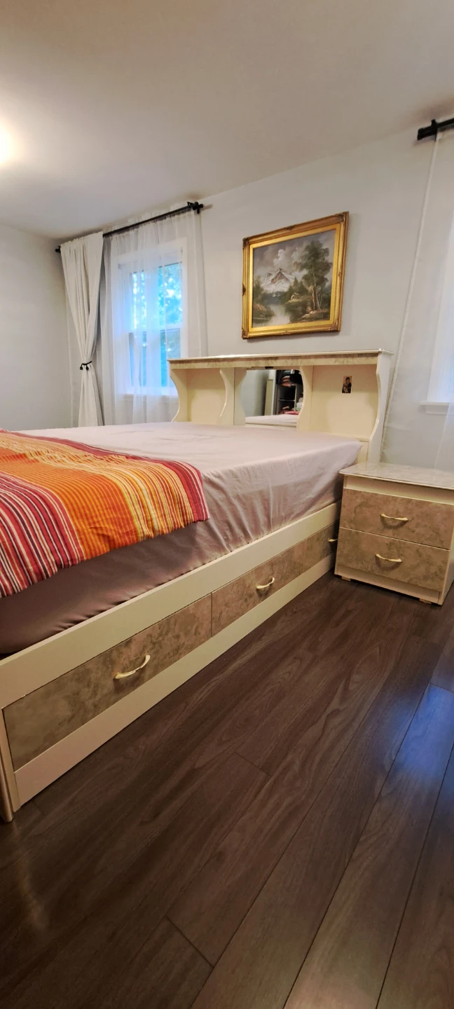 Great 5-piece queen set bedroom - photo 2