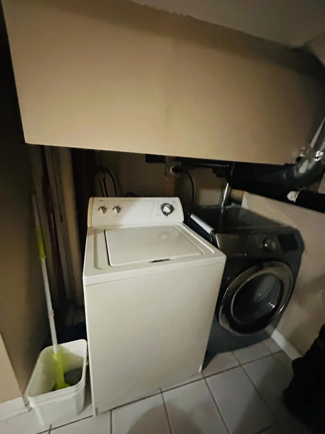 Room for Rent - photo 4