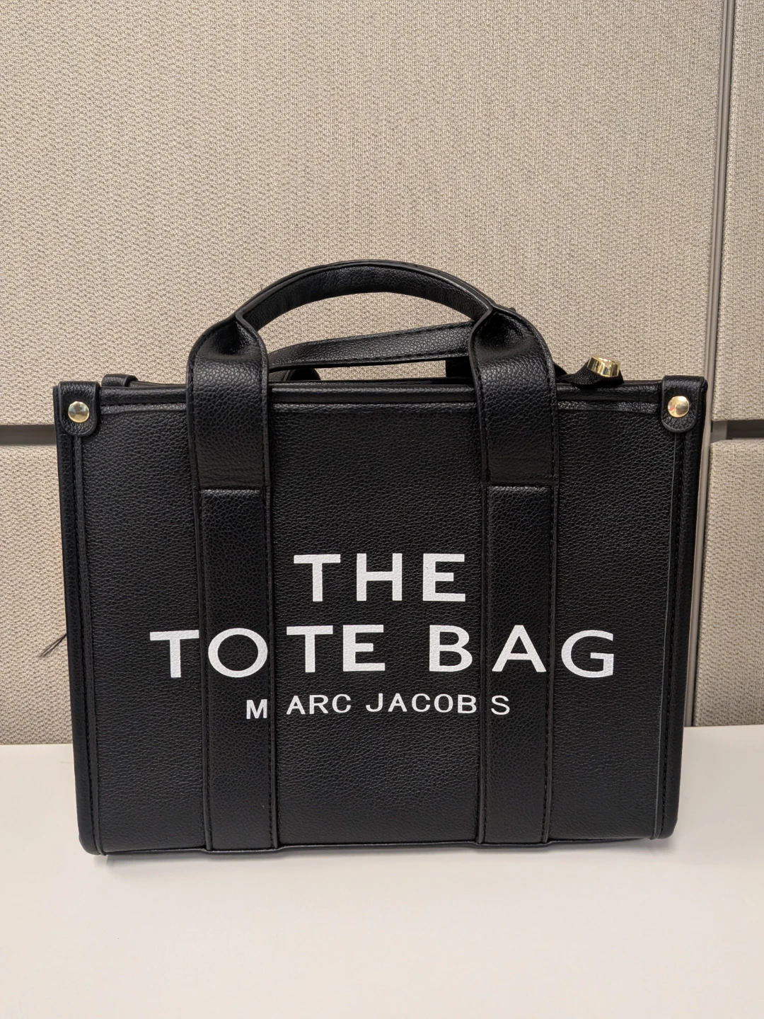Marc Jacobs The Tote Bag