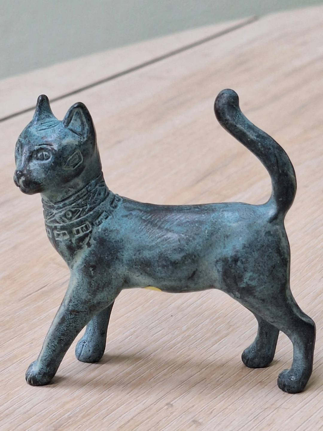 Franklin Mint Bronze-finish Cat  Figurine
