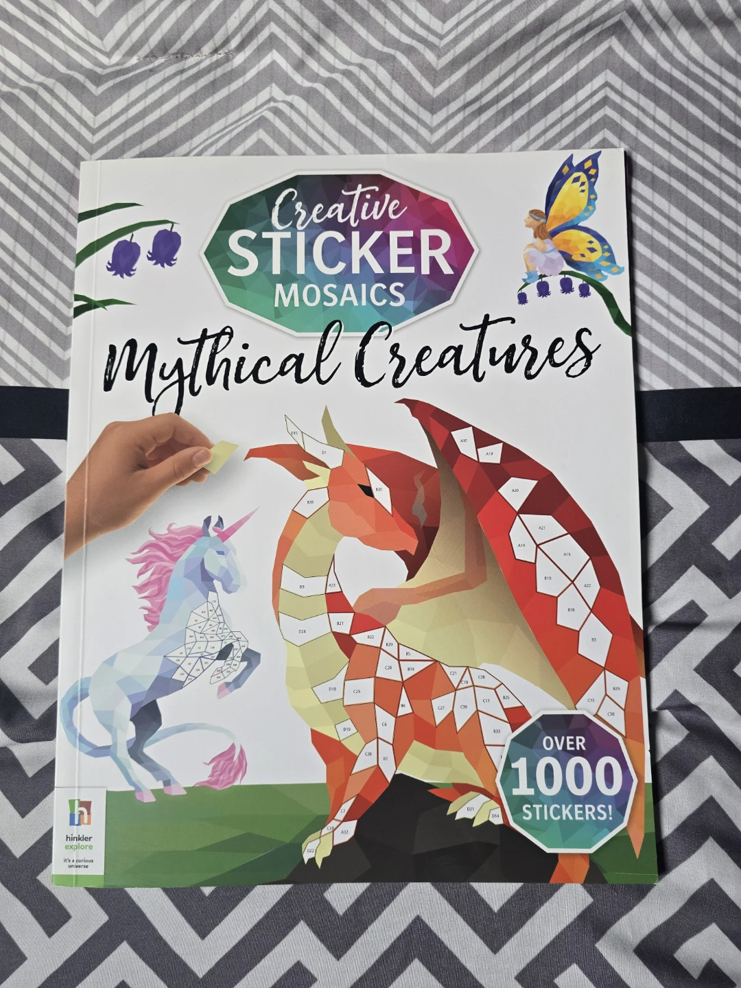 Set of 3 Creative Sticker Mosaics Activity Books - photo 4