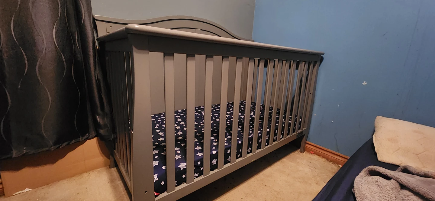 Child Craft Crib in Grey