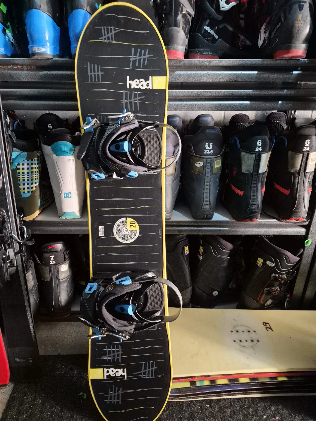 Head Snowboard with Bindings