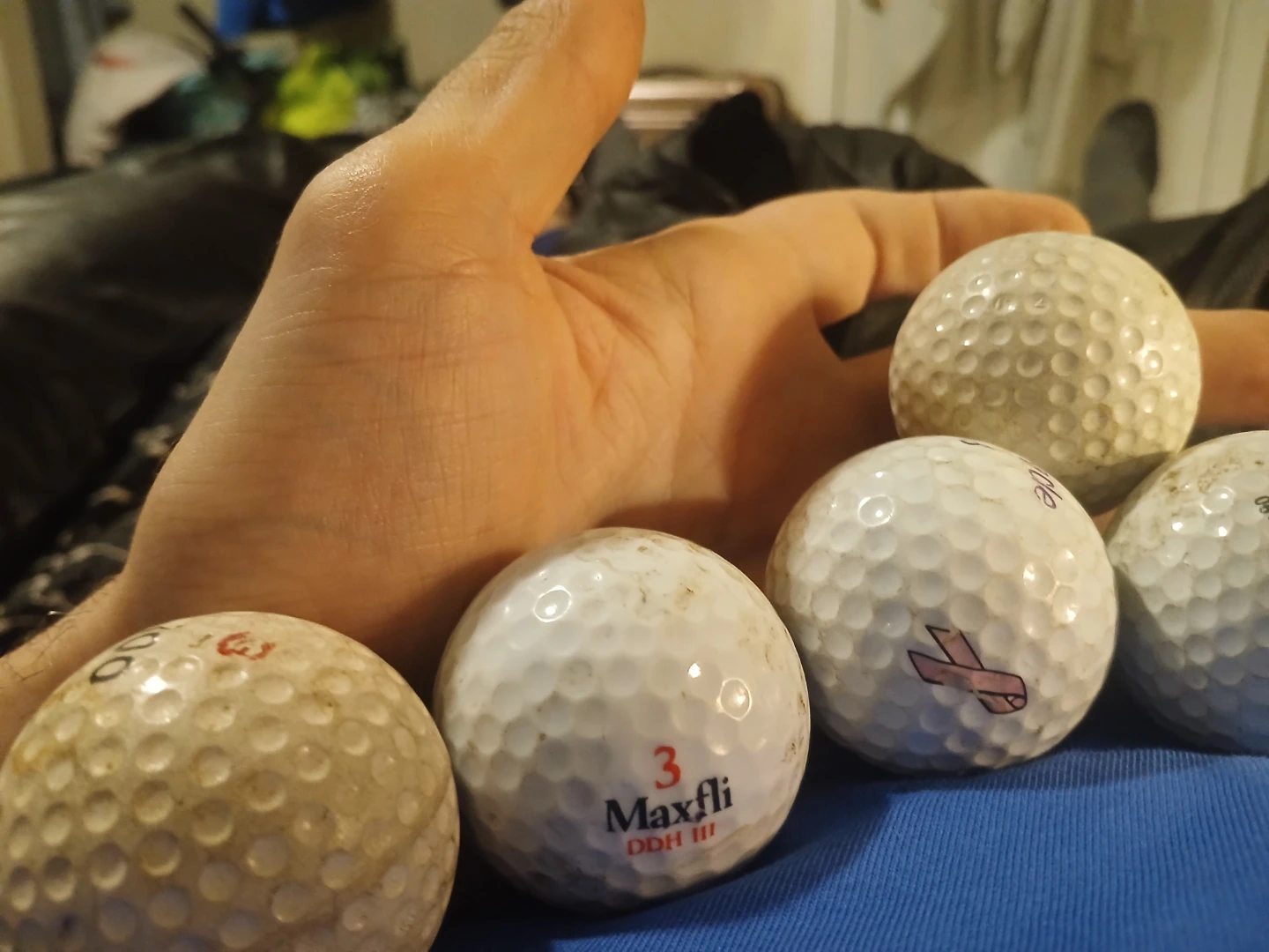 bag of vintage golf balls - photo 3