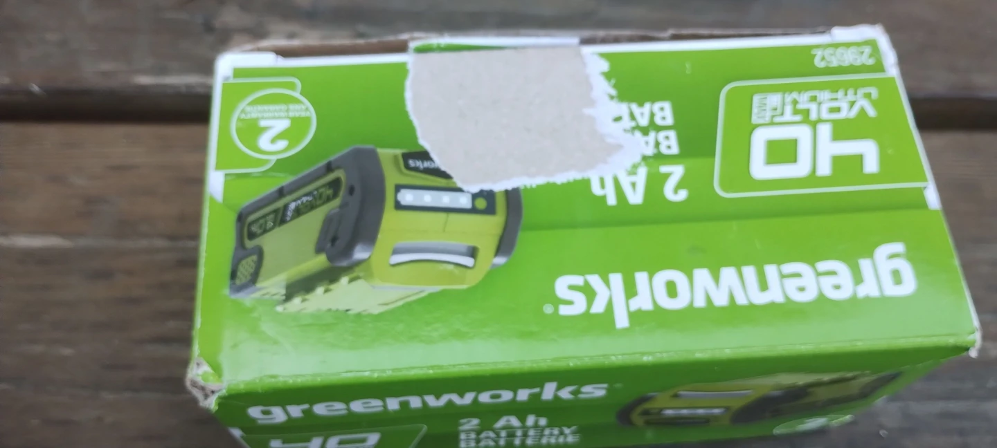 Greenworks 40V 2.0Ah Lithium Battery - photo 3
